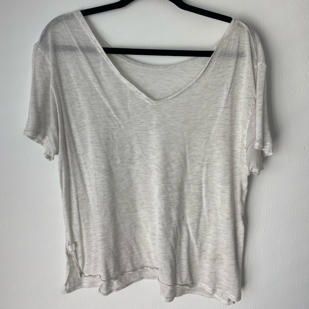 Lululemon T-shirt